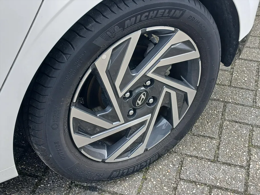Hyundai i20 1.0 T-GDI MHEV Comfort / Carplay / Cruise / Airco