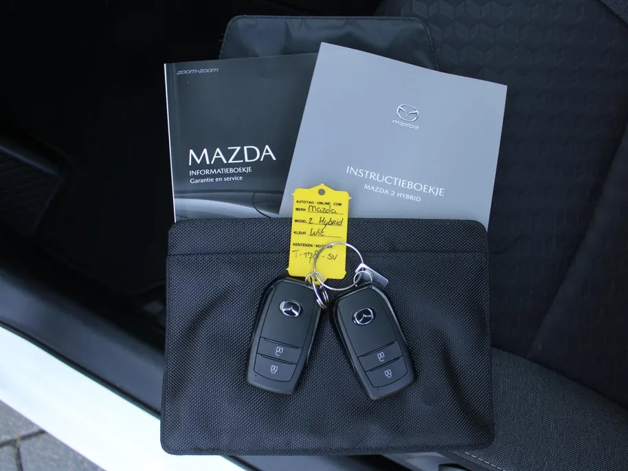 Mazda 2 Hybrid 1.5 Agile | Stuur-/stoelverwarming | Clima | Cruise | Camera | Keyless | Android Auto/Apple Carplay |
