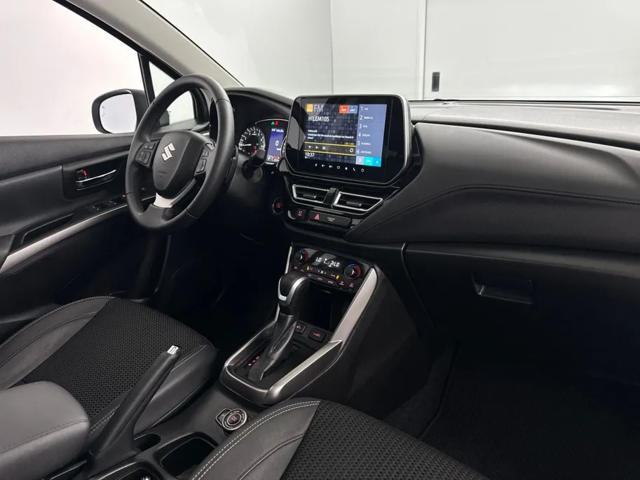 Suzuki S-Cross 1.5 Hybrid AllGrip Style Automaat | Panoramadak | 360 camera | Leder/alcantara bekleding