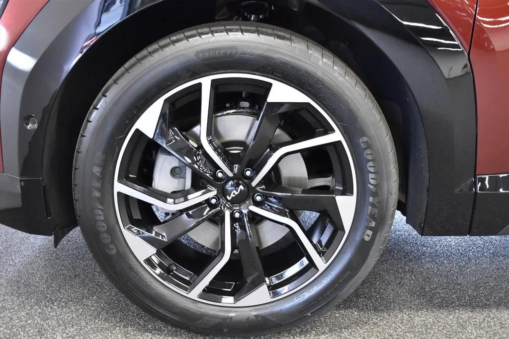 Kia EV9 99,8kWh 204pk RWD Air NIEUW - SNEL LEVERBAAR