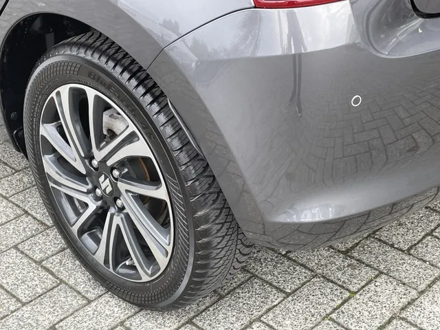Suzuki Swift 1.2 Style SmartHybrid Automaat
