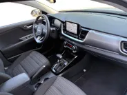 Kia Stonic 1.0 T-GDi MHEV DynamicPlusLine | Automaat | Cruise Control | Climate Control | Stoelverwarming | Stuurverwarming | Camera | Privacy Glass |