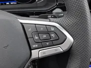 Volkswagen T-Roc 1.5TSI/150PK R-Line Black Style · Panoramadak · Apple/Android · Camera + Parkeersensoren · Garantie t/m 25-08-2027