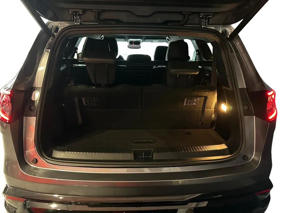 Renault Espace 200PK E-Tech full hybrid techno 7p. Automaat | 1ste Eigenaar | Trekhaak | All-Seasonbanden | Apple Carplay/Android Auto | Cruise Control | Digitale Cockpit | Climate Control | Parkeersensoren | 12 Maanden BOVAG Garantie