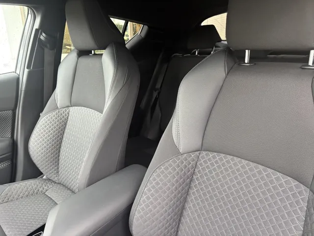 Toyota C-HR 1.8 Hybrid Dynamic | blindspot | Stuur en Stoelverwarming | PDC