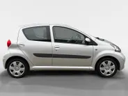 Toyota Aygo 1.0-12V + | 1e eigenaar | Airco | Elektr. ramen voor | Radio | Bovag garantie |
