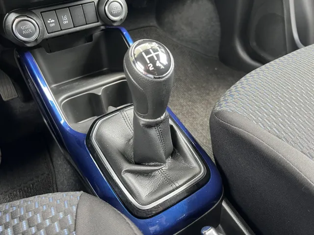 Suzuki Ignis 1.2 Smart Hybrid Select | Apple Carplay & Android Auto | Airco | Lichtmetalen Velgen | Verwarmde Voorstoelen | BTW Auto!!