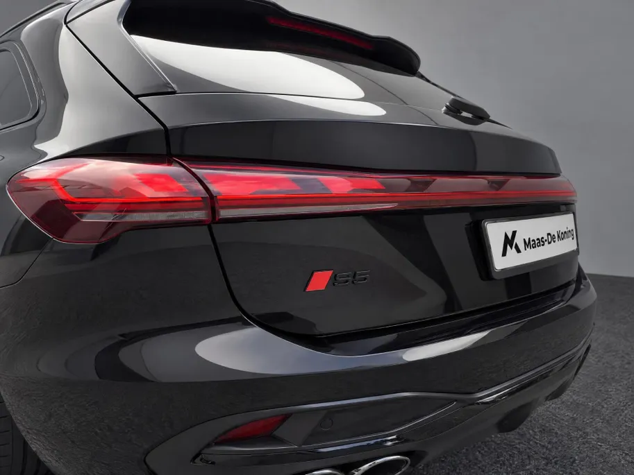 Audi S5 Avant 3.0 TFSI 367pk quattro 50 year edition · 360 Camera · Panoramadak · Premium Sportstoelen · B&O Audio · Alarmklasse 4 · Stoelventilatie · Stoelmassage · 20'' Inch ·