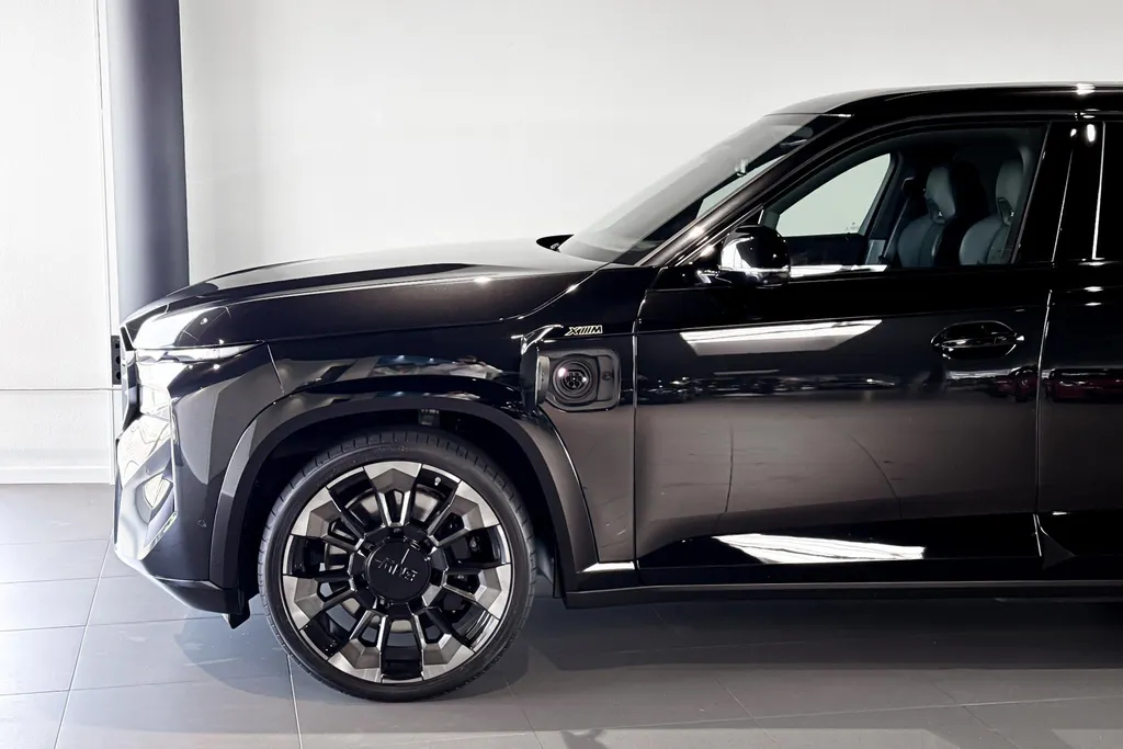BMW XM PHEV 30 kWh