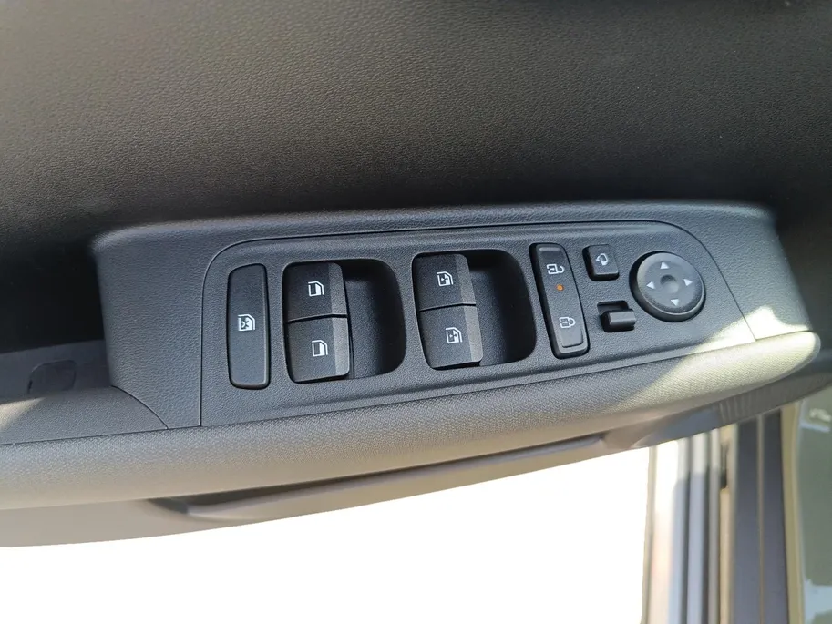 Hyundai Inster Evolve 49 kWh €2500,- KORTING | DIVERSE KLEUREN LEVERBAAR | OP=OP |