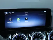 Mercedes-Benz GLA 180 AMG Line l Keyless l Achteruitrij camera l Stoelverwarming