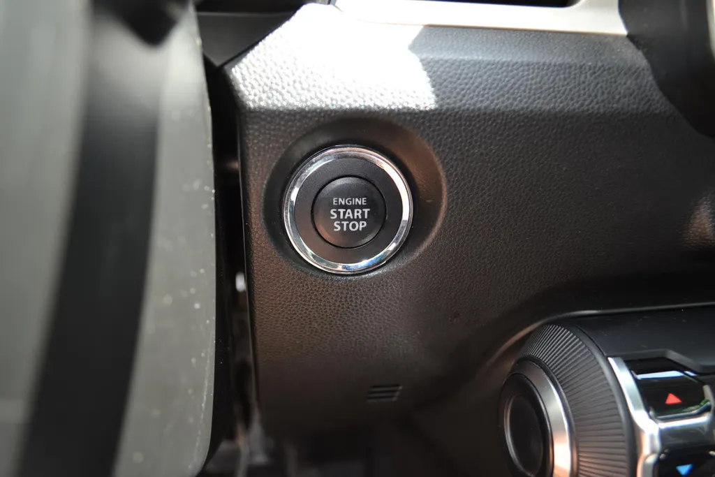 Suzuki Ignis 1.2 SMART HYBRID STYLE|CAMERA|CLIMA|CARPLAY