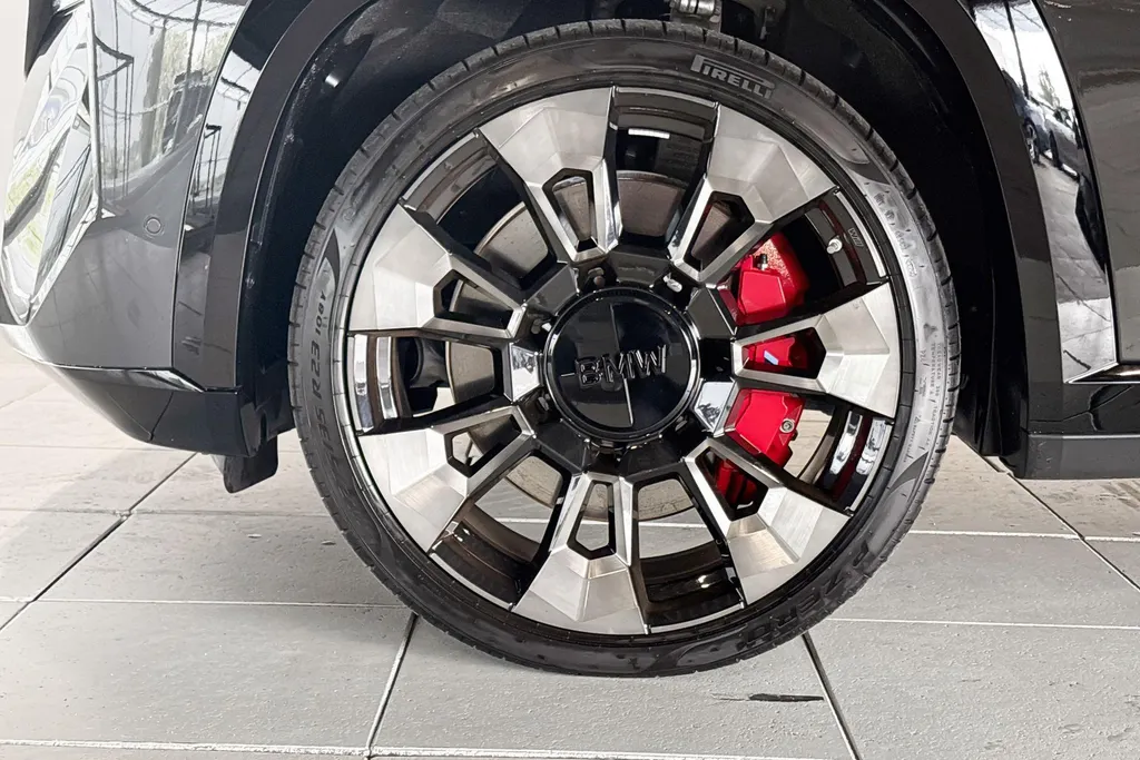BMW XM PHEV