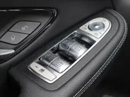 Mercedes-Benz GLC 300e 4MATIC Business Solution AMG l Trekhaak l Stoelverwarming l Achteruitrij camera