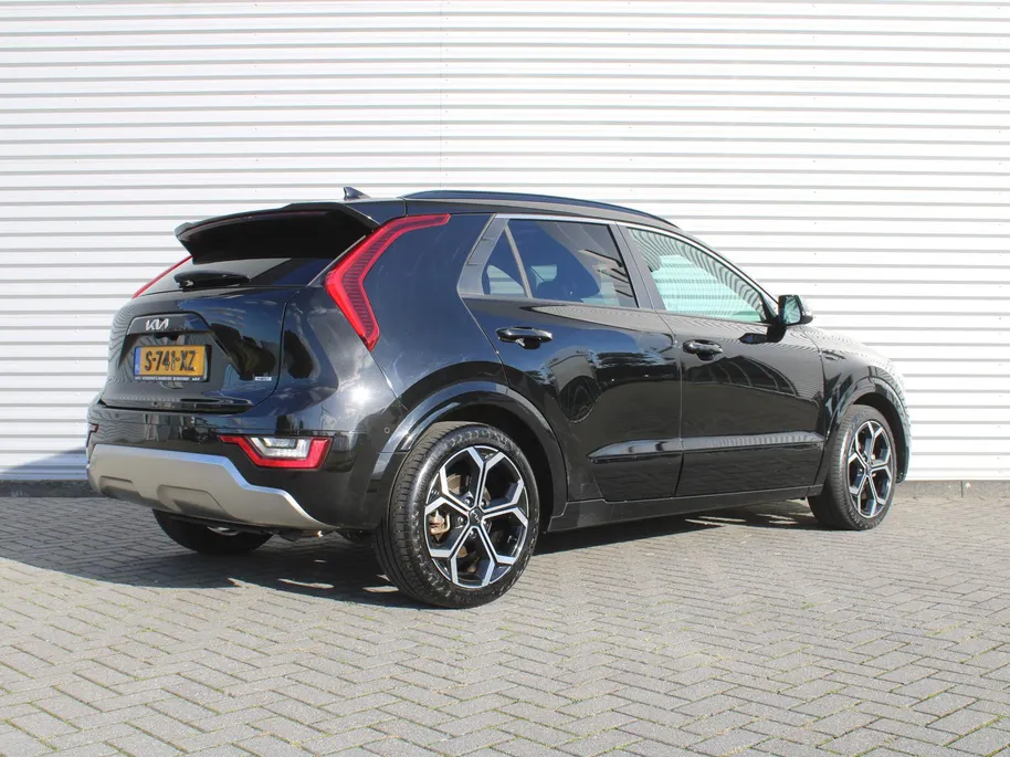 Kia Niro 1.6 GDi Hybrid ExecutiveLine | Camera | Leer | Schuifdak | Stoelverwarming+ventilatie | Elektr. stoelverstelling + achterklep | 18' LM | HUD |