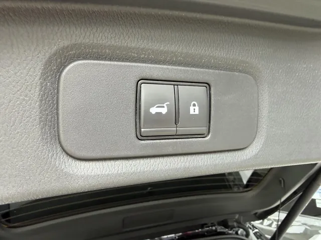 Nissan QASHQAI 1.3 Mild-Hybrid 158pk Xtronic N-Connecta | Panoramadak | Head-Up | Cold Pack | Two-Tone | App Connect | Keyless