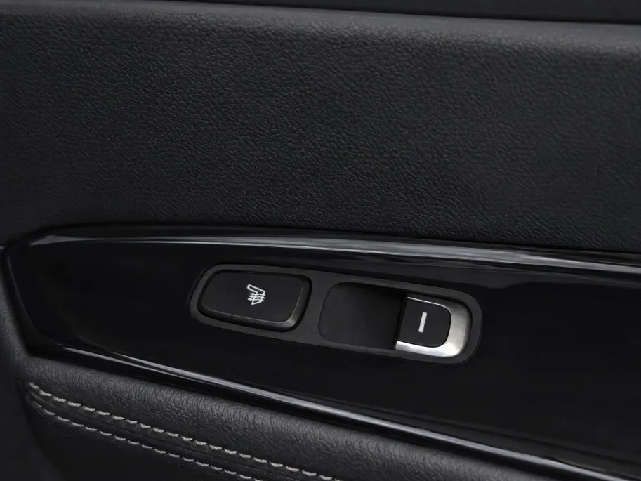 Kia Niro 1.6 GDi PHEV ExecutiveLine Dealer onderhouden | Trekhaak | Stoel + stuurverwarming | Carplay | ACC |