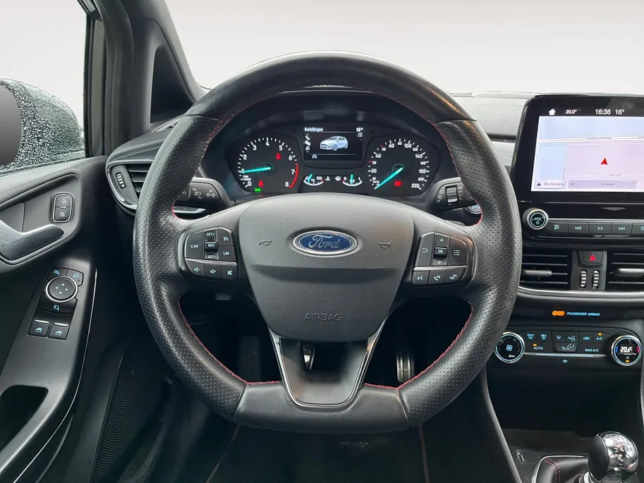 Ford Fiesta 1.0 EcoBoost ST-Line |Apple Carplay/Android Auto|lichtmetalen velgen 17'| Spoiler| Voorruitverwarming|12 maanden Bovag garantie|