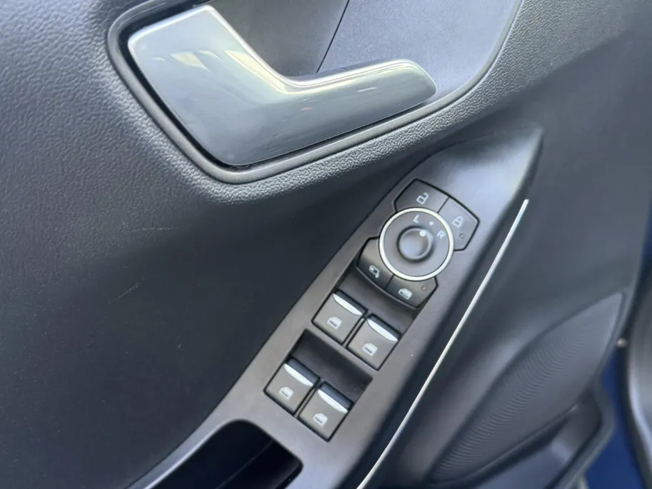 Ford Puma 1.0 EcoBoost Hybrid Titanium