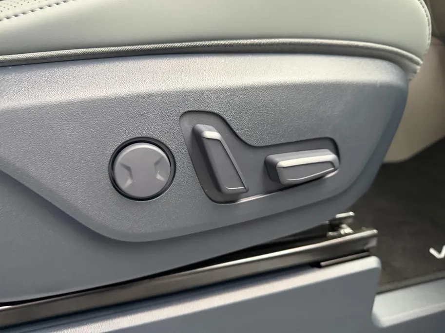 Kia PV5 Passenger Elite Executive 71.2 kWh Demonstratiebus | Navigatie | Full options | Schuifdeuren elektrisch | Leverbaar vanaf april 2027 |