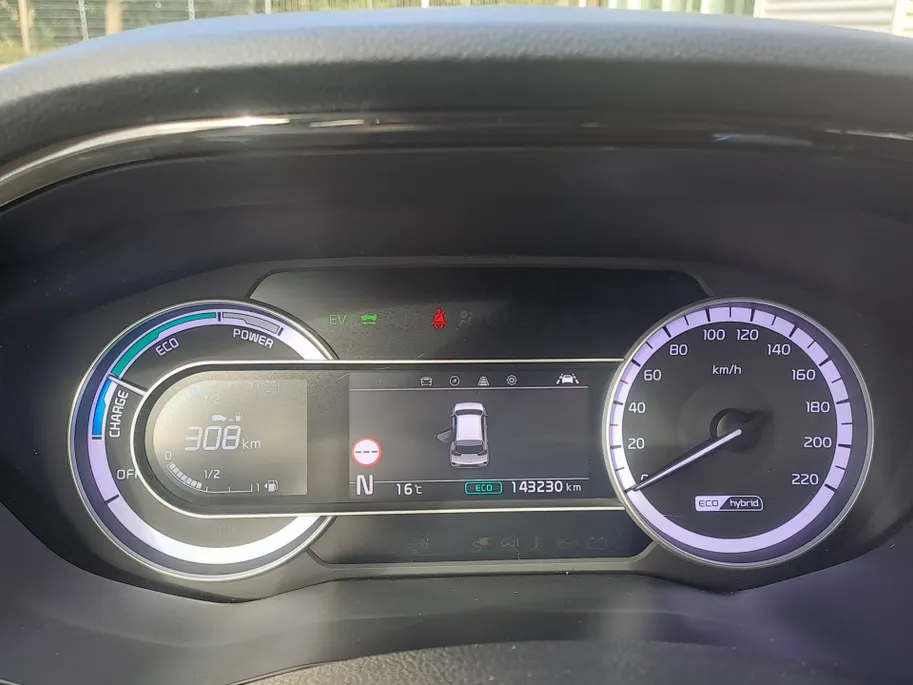 Kia Niro 1.6 GDi Hybrid DynamicLine AUTOMAAT | GROOT scherm | Navigatie | Camera | Adaptieve Cruise | Climate | Apple Carplay/Android Auto
