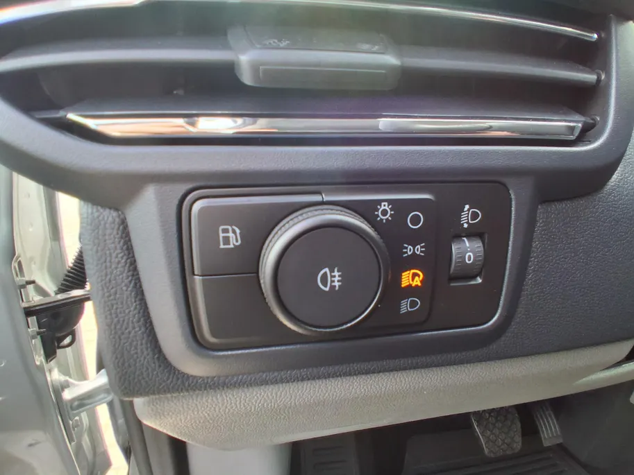 Ford Transit Custom 2.5 PHEV 233 pk L2H1 320 Limited Dubbele cabine