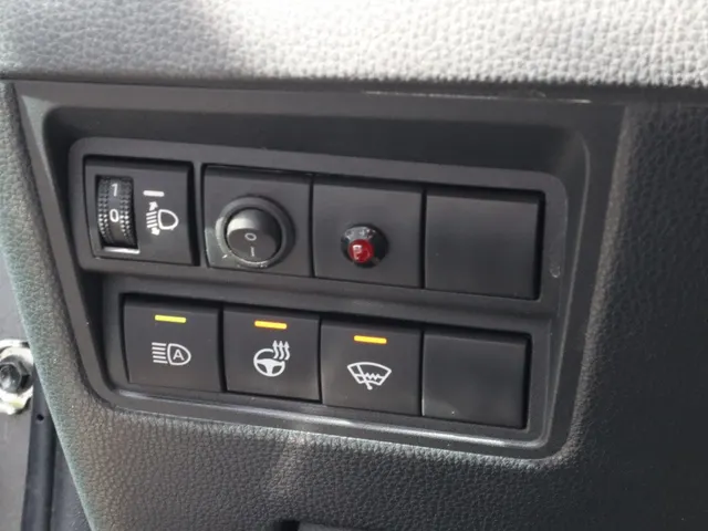 Toyota Yaris Cross 1.5 Hybrid Dynamic Trekhaak | Stoel en stuurverwarming | Parkeersensoren