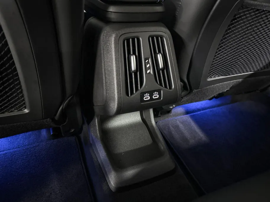 BMW iX1 xDrive30 Launch Edition