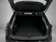 Volkswagen Tiguan 1.5 eTSI 130pk DSG Life Edition · 360 Camera · Inklap. Trekhaak · Apple/Android Car Play · Dodehoeksensor · Stuur- & Stoelverwarming · Parkeerassistent · Garantie t/m 01-09-2027