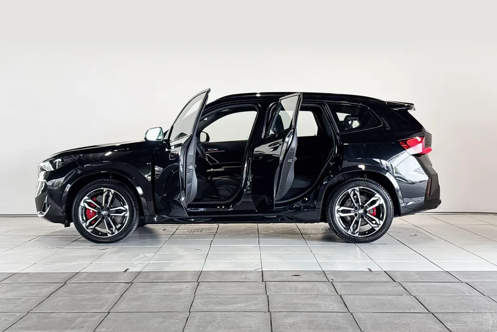 BMW iX1 eDrive20 67 kWh M Sport Edition