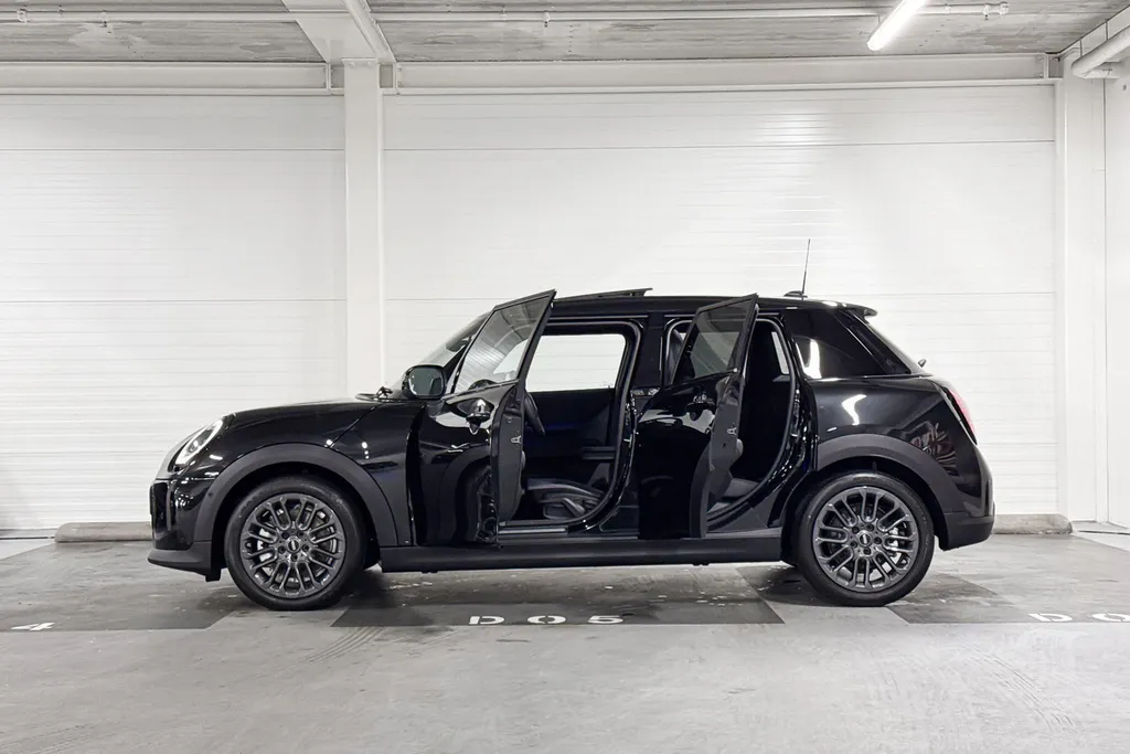 MINI Cooper 5-deurs Classic