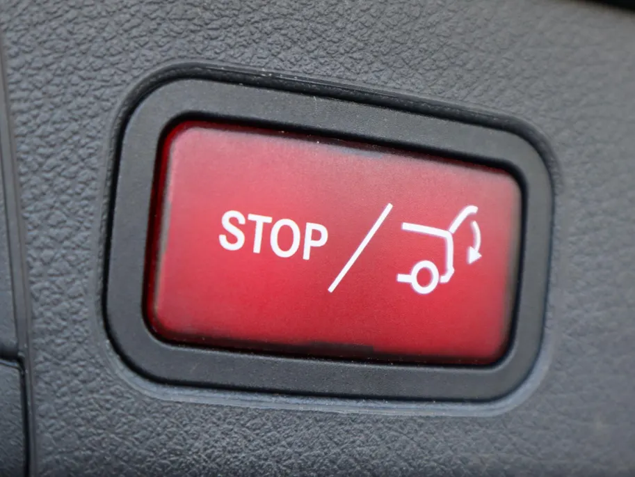 Mercedes-Benz B-Klasse 180 Business Solution AMG l Stoelverwarming l Ambiente verlichting l Achteruitrij camera