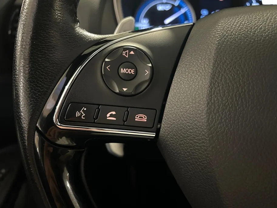 Mitsubishi Eclipse Cross 2.4 PHEV Prestige | All-Seasonbanden | Trekhaak + 13-Polige Stekker | Glazen schuif-/kanteldak |  Stoel- en stuurverwarming | Elektrisch verstelbare Voorstoelen   | Apple Carplay / Android Auto | Parkeersensoren Voor + Achter | Camera Achter | Cruise Cont