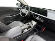 Kia EV6 Light 58 kWh 170 PK | 1e Eigenaar | Dealer onderhouden | Metallic lak | Trekhaak | Fabrieksgarantie t/m 28-02-2031 + 3x 1 jaar*  | NAP