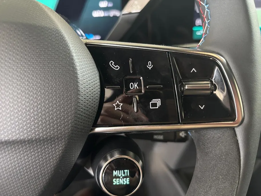 Renault Clio 1.8 Hybrid 160 esprit Alpine AUTOMAAT STOELVERWARMING STUURVERWARMING NAVI APPLE CARPLAY ANDROID AUTO LM VELGEN ALPINE ESPIRT UITVOERING !!!LET OP DEMO VRAAG NAAR ACTUELE KMSTAND!!!