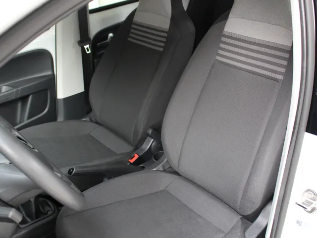 Volkswagen up! 1.0 5-drs | Airco | Radio | All Season banden