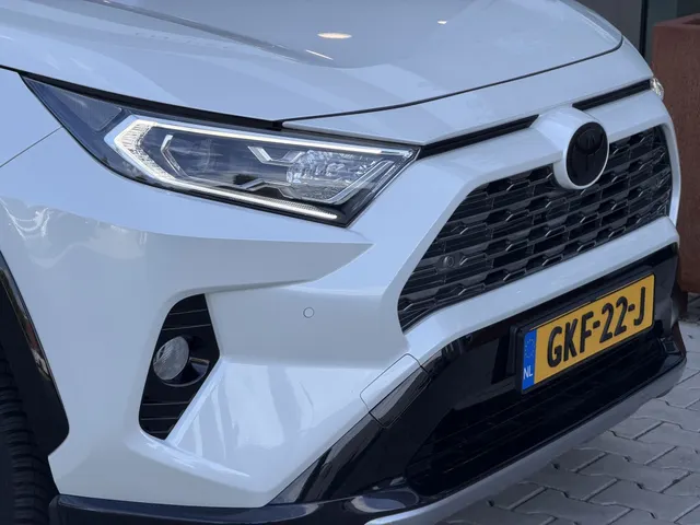 Toyota RAV4 2.5 Hybrid AWD Bi-Tone