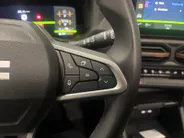 Dacia Bigster 1.2 Mild Hybrid 140 Extreme NAVI AIRCO CAMERA SCHUIFKANTELDAK CRUISE CONTROLE TREKHAAK ZWARTE VELGEN PAS 6000KM ONRGINEEL NEDERLANDS