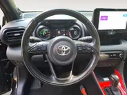 Toyota Yaris 1.5 Hybrid Executive | JBL AUDIO | GLAZEN DAK | HEAD UP DISPLAY | ZWARTE VELGEN | UNIEKE SAMENSTELLING |
