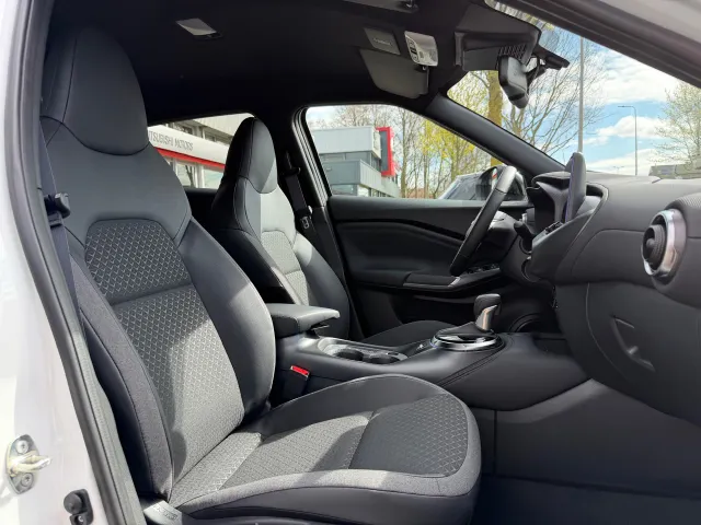 Nissan Juke Hybrid 143pk N-Design | NIEUW | € 4.000 korting | Cold Pack | Technology Pack | App Connect | 360-Camera | Blind Spot | Keyless