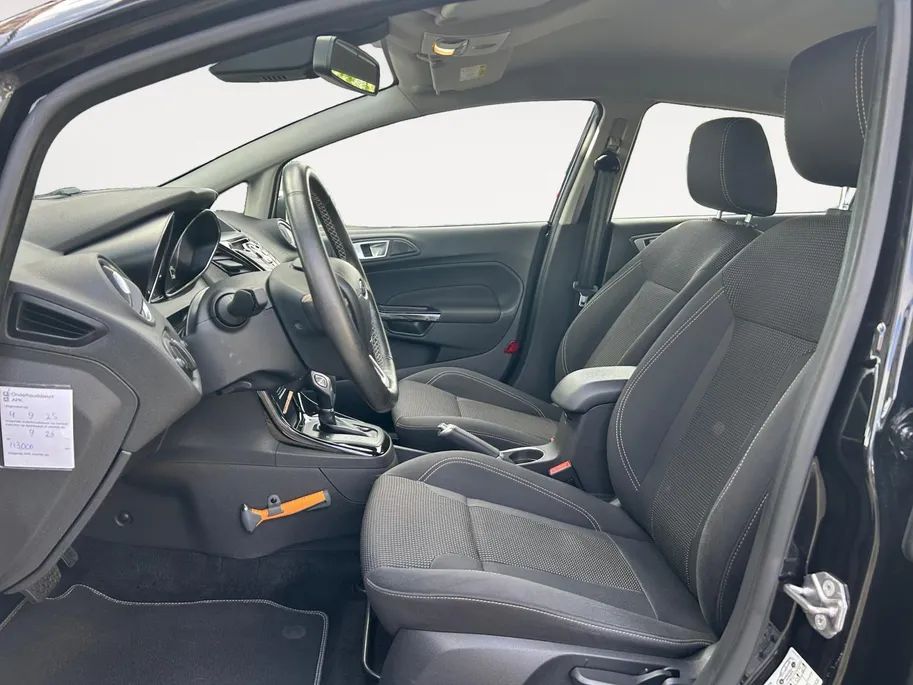Ford Fiesta 1.0 EcoBoost Titanium |Automaat| Navigatie| Voorruitverwarming| lichtmetalen velgen 16'| 12 maanden Bovag garantie|