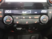 Nissan QASHQAI 1.3 DIG-T Design Edition | Trekhaak | Navigatie | 360grd camera | Zeer nette auto | pdc voor en achter | Climate controle | Cruise controle | Dealer onderhouden | I-key |