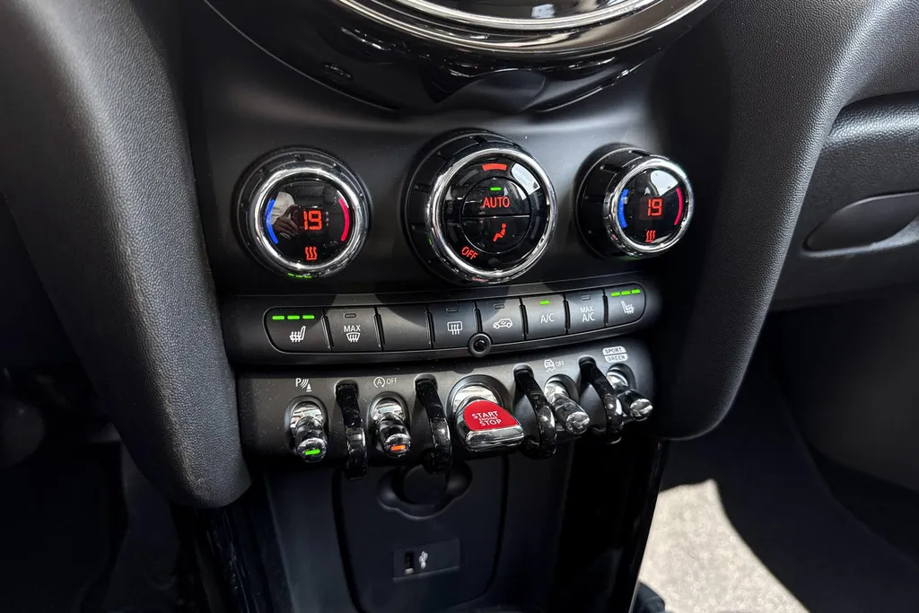 MINI Cooper 3-deurs Cooper Business Edition