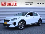 Kia XCeed 1.5 T-GDI MHEV DynamicLine | Android Auto/Apple Carplay | Stoel-/stuurverwarming | 16' LM | Camera | Zeer weinig km |
