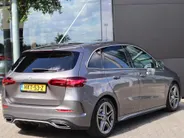 Mercedes-Benz B-Klasse 180 Business Solution AMG l Keyless l Achteruitrij camera l Stoelverwarming