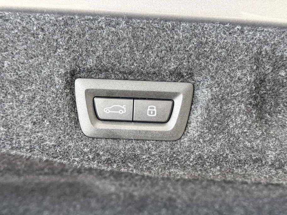 BMW i5 Sedan eDrive40 M Sport Edition