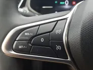 Renault Clio 1.6 E-Tech Full Hybrid 145 evolution Automaat |Navigatie |1e eigenaar | Parkeersensoren | Cruise Control | Apple CarPlay/Android Auto | Licht & Regen Sensor | Full LED | Digital Cockpit | 1 jaar Garantie