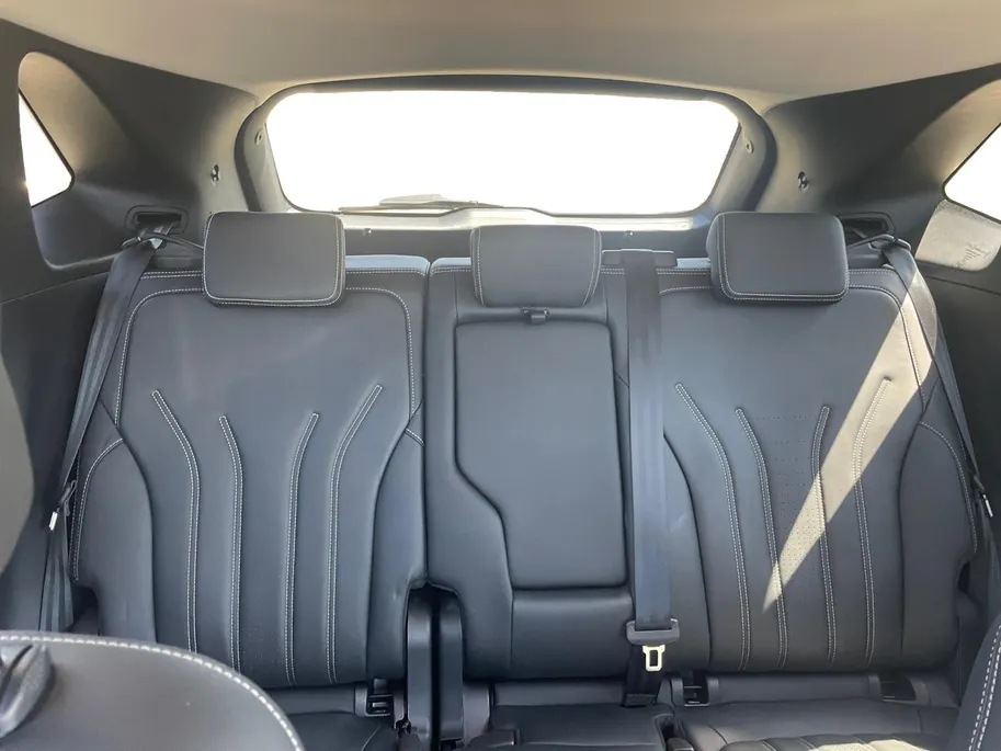 Ford Kuga 2.5 PHEV Vignale | TREKHAAK! | Blind Spot Warning | Camera voor en achter | Trekhaak (wegklapbaar)| winterpack | 12 maanden Bovag garantie|