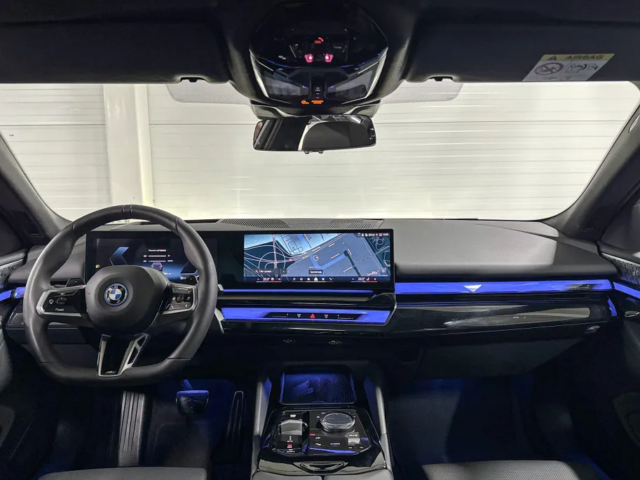 BMW 5 Serie Touring 550e xDrive