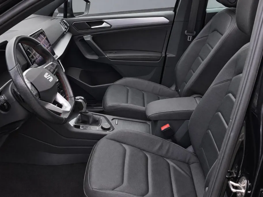 SEAT Tarraco 1.4TSIe-Hybrid 180kW/245PK PHEV FR · Panoramadak · Leder · Trekhaak · Apple/Android Car Play ·